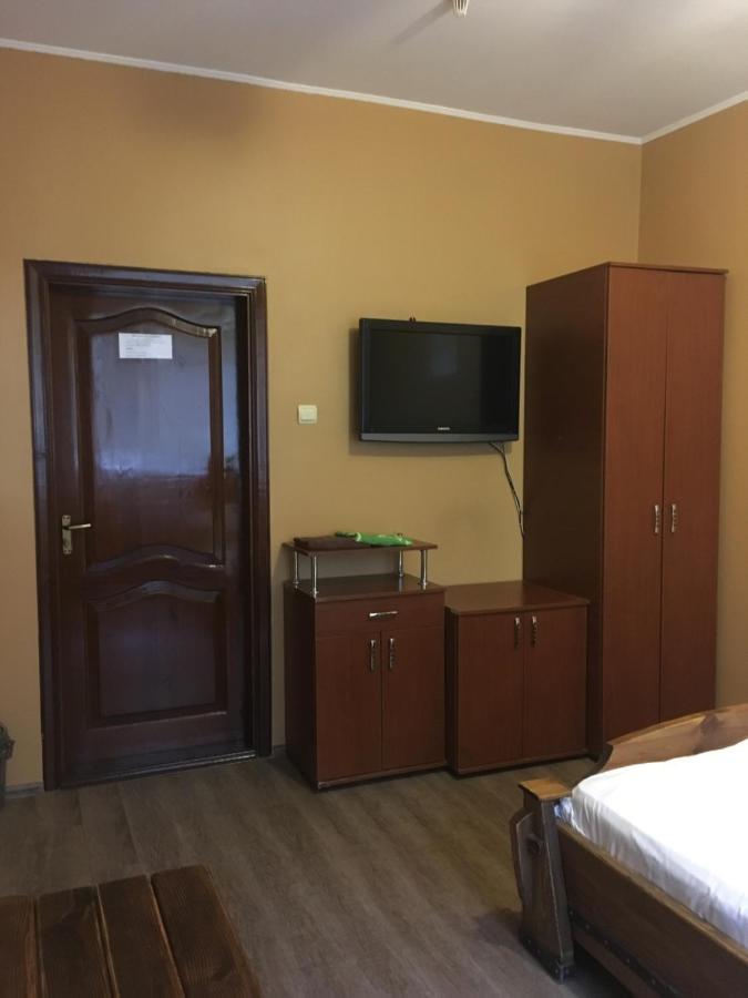 Міні-Готель Нептун Rivne Exteriör bild